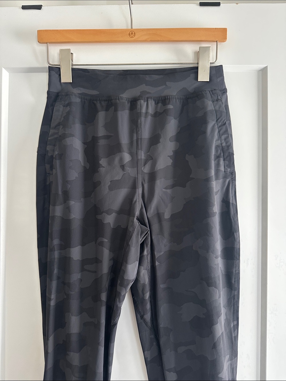Lululemon Adapted State High-Rise Jogger *28" Heritage 365 Camo Deep Coal Multi - Picture 5 of 13